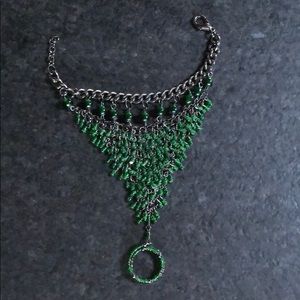 *NEW* Green bead & gunmetal bracelet